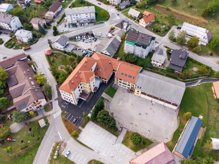 Uredite okolice OŠ Semič